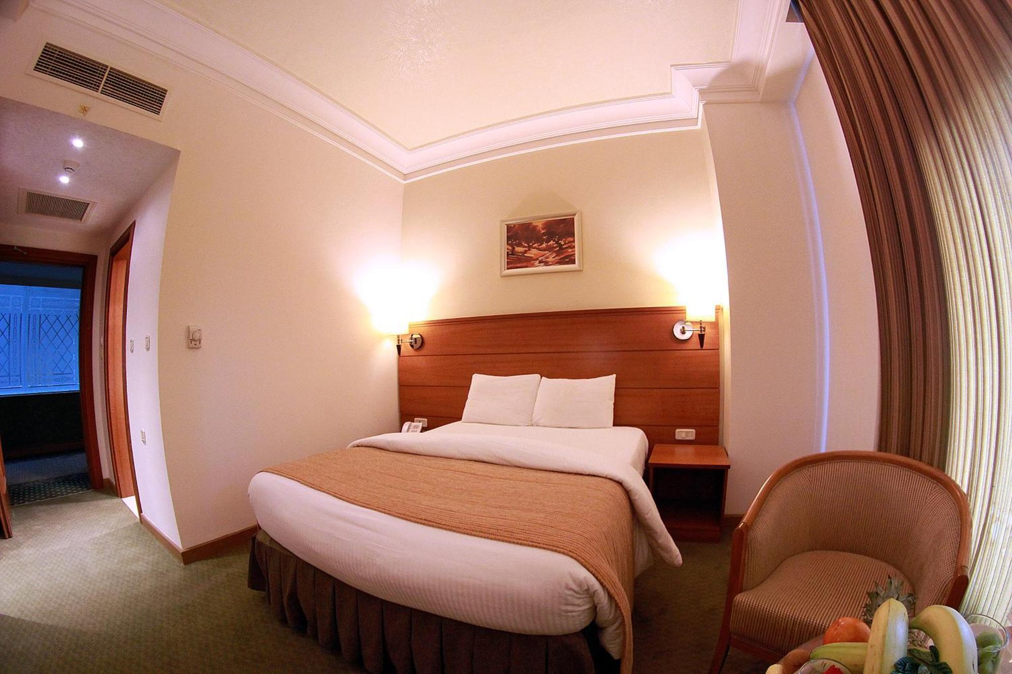 Sadeen Amman Hotel Esterno foto